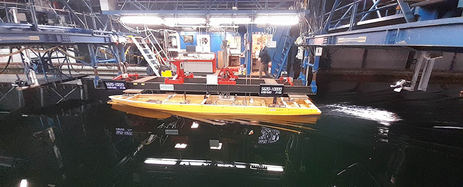 El buque insignia de Brittany Ferries, Pont-Aven, entra en dique seco para realizarle importantes mejoras ferry_pont_aven_Bassin_tests_in_Hamburg