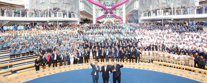 foto_familia_utopia_of_the_seas