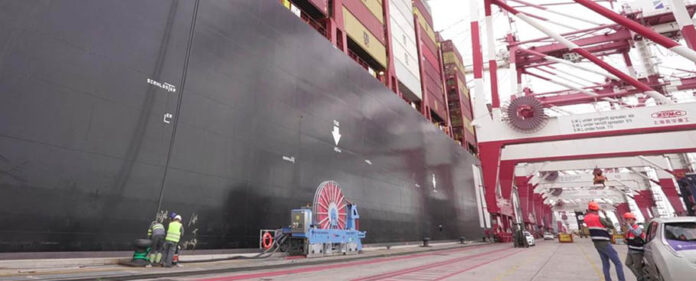 primer_buque_conectado_a_la_red_electrica_puerto_de_barcelona