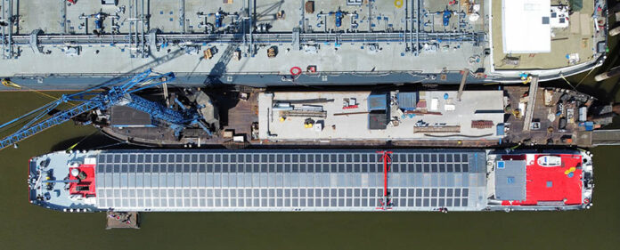 primer_buque_fluvial_con_propulsion_hibrida_solar_3