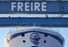 Freire Shipyard bota el buque pesquero Saputi II Botadura_Freire_Saputi_II