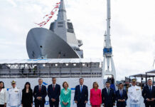 Botadura de la primera fragata F110 para la Armada Botadura_primera_fragata_F110_foto_familia_cabecera