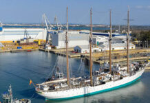El buque escuela Juan Sebastián de Elcano sale a pruebas de mar tras su varada anual varada_2025_Juan_Sebastian_Elcano