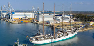 El buque escuela Juan Sebastián de Elcano sale a pruebas de mar tras su varada anual varada_2025_Juan_Sebastian_Elcano